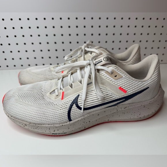 Nike Air Zoom Pegasus 40 White Obsidian Men's Size 12 Activewear Workout Running - Picture 7 of 15